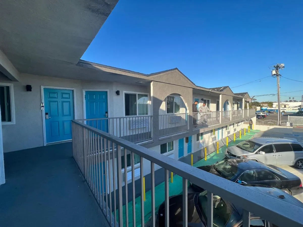 Palm Inn - Newly Renovated Rooms Inglewood ABD